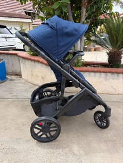 Uppababy v2 stroller