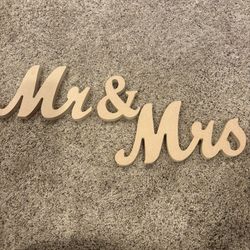 Mr & Mrs Standing Signs