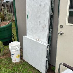 6 Meza Blanca’s 2 Se Doblan Y Una X Grande  Y Tres Regulates  Solo Por 180 