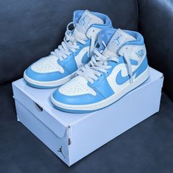 Jordan 1 UNC Mens Size 8