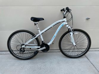 Schwinn SidewinderMountain Bike White and Blue 21 Speed