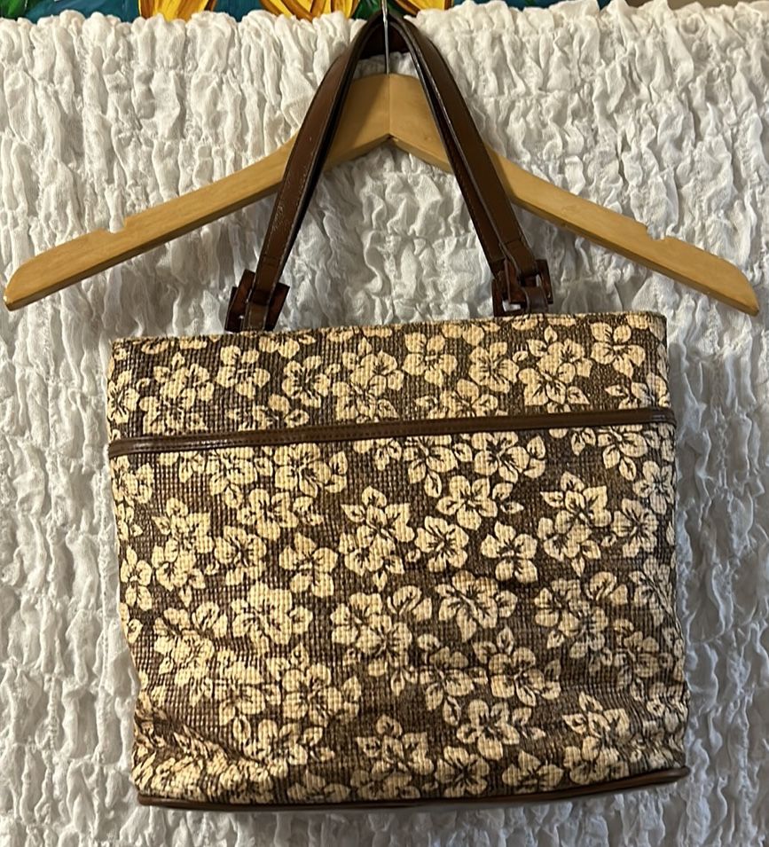August: Floral Bag, Made of Paper Straw & PVC