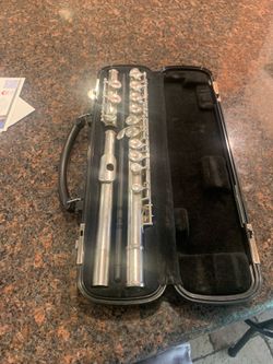 Nice Yamaha Advantage 200AD SILVER PLATED FLUTE ORIGINAL CASE