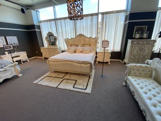 Beautiful Victorian Beds Only @ FURNITURE LOVE 💕 Same Day Delivery 🚚 