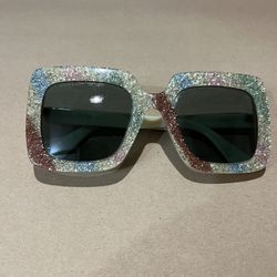 Gucci women Sunglasses 