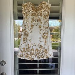 Gold Strapless Prom/Formal Dress