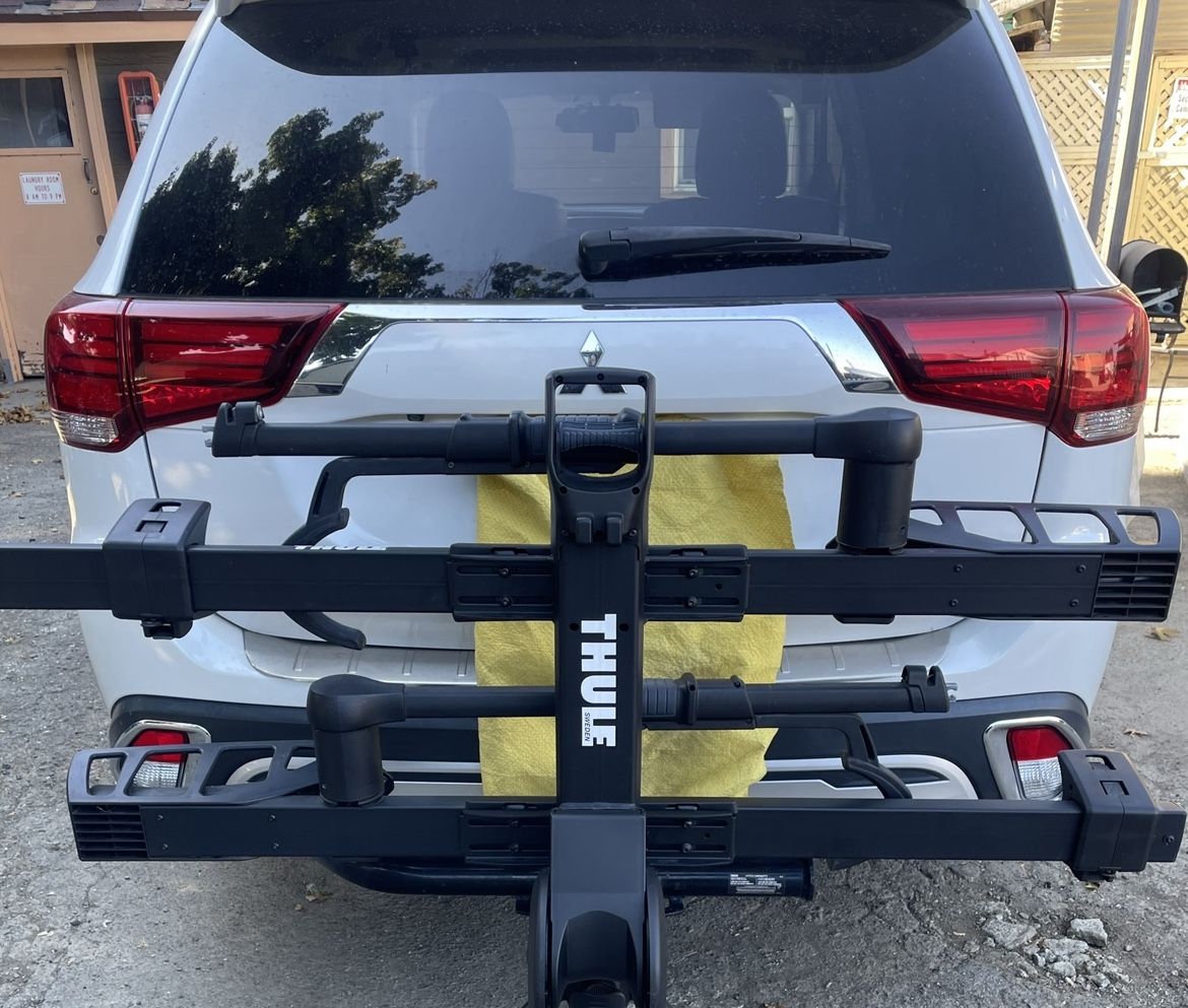 Thule T2 Pro Bike Rack (LIKE NEW)
