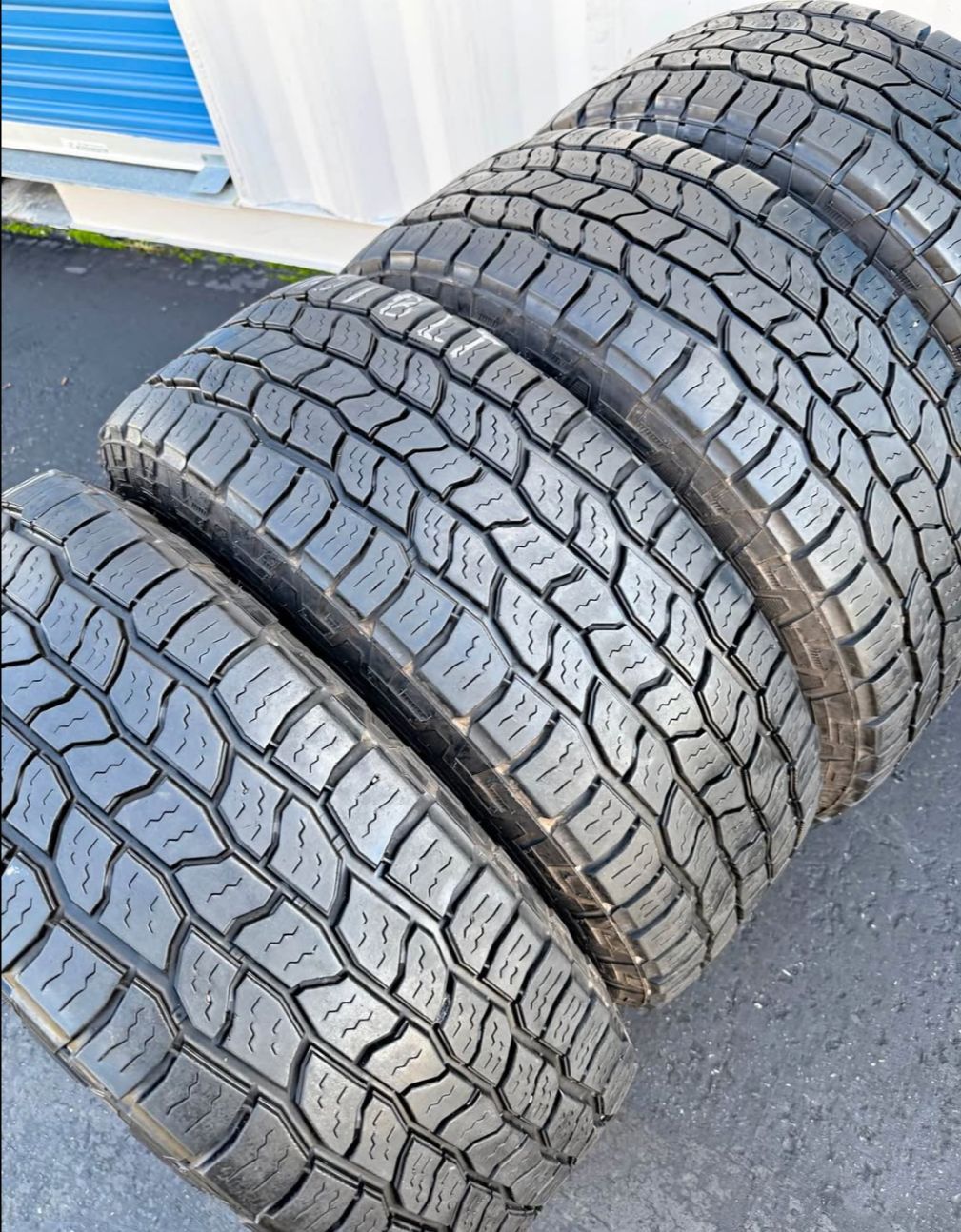 35x12'50R18 LT ALL TERRAIN Marca Cooper Brand tires