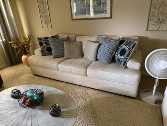 Living room set recliner separate