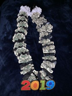 Graduation money lei