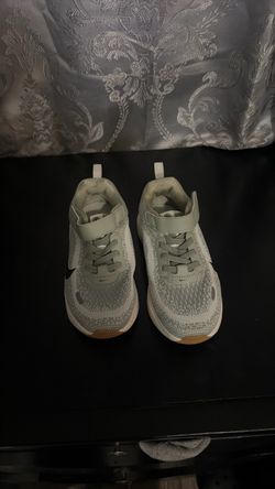 Nike kids shoe