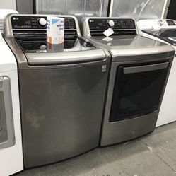 New Scratch And Dent LG Washer And Dryer Set. 1 year Warranty 