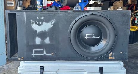 12 inch Fi Car Audio Subwoofer in Ported Enclosure