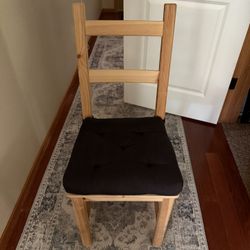 4 Wooden Chairs With Cushions