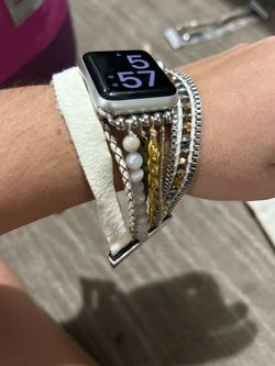 Victoria Emerson Apple Watch magnetic bracelet band