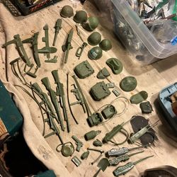 Large Lot Vintage Toys, Accessories Gi Joe 