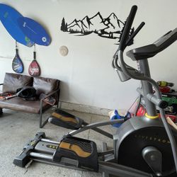 Elliptical Lance Armstrong. 