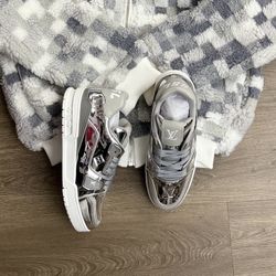 Louis Vuitton Trainer Sneakers 