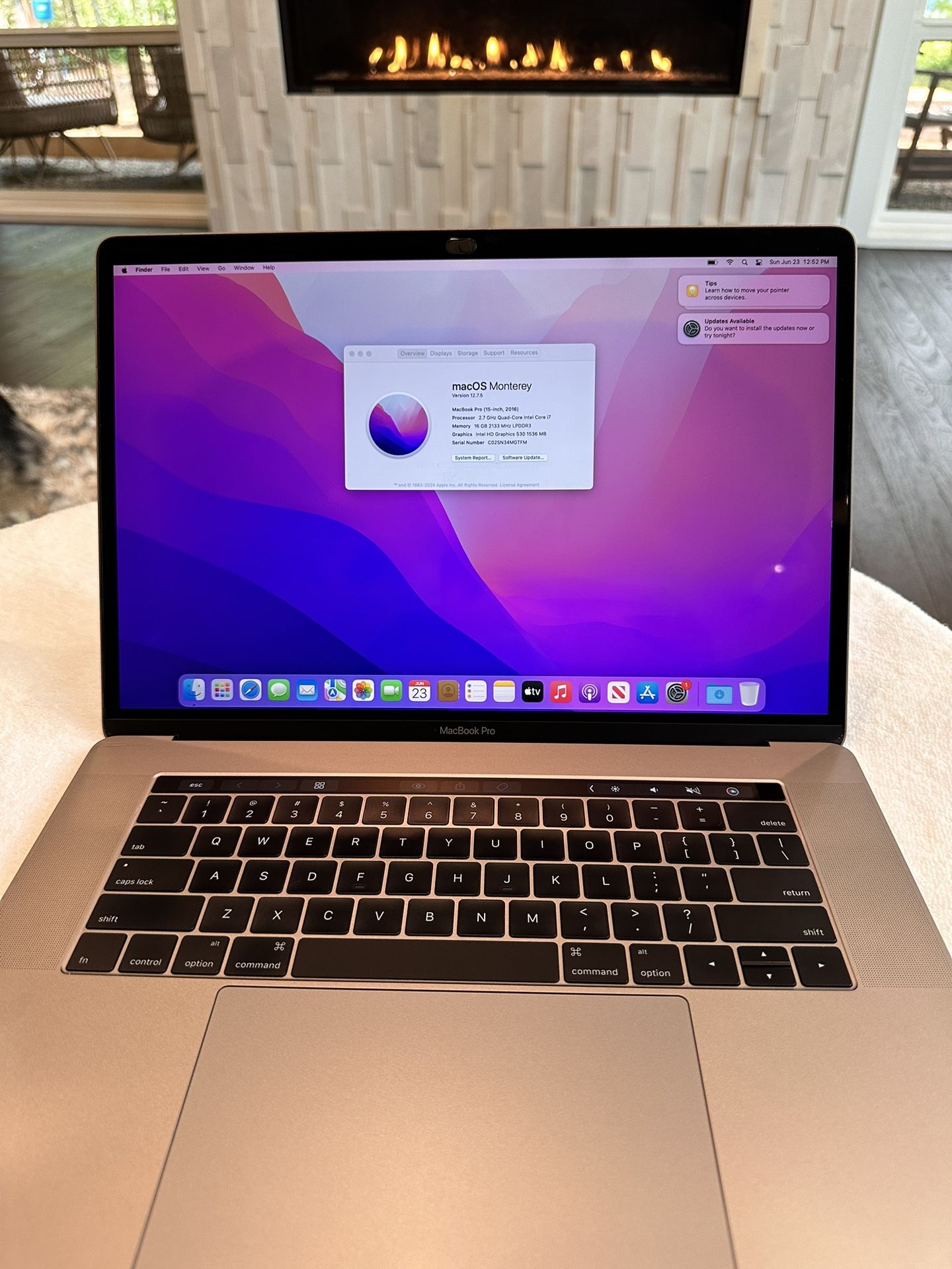 MacBook Pro (15-inch 2016) 2.7GHz Quad Core i7
