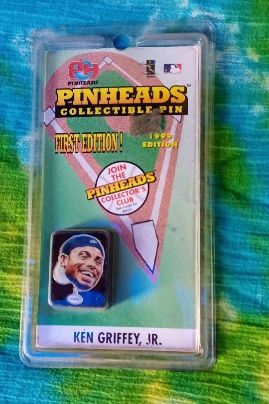 1999 First Edition Ken Griffey Jr Pinhead