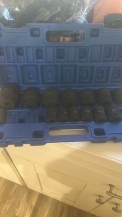 19-Piece 1/2" Drive Impact Socket Set