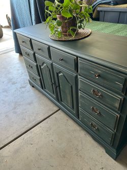Dresser