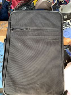 Briggs & Riley Carry on luggage