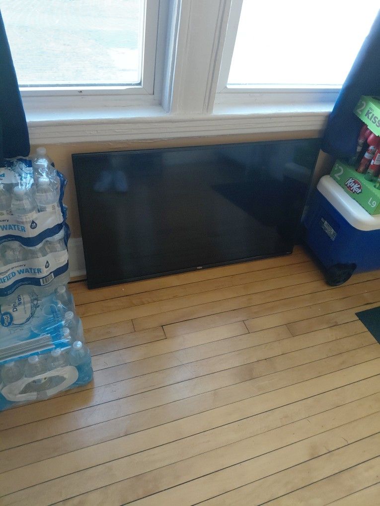 42 Inch Tcl TV Roku Got New One First Come