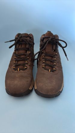 Columbia hiking boots