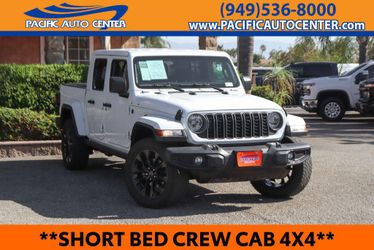 2025 Jeep Gladiator