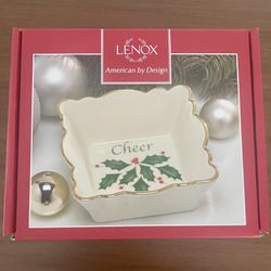Lenox Holiday Dish NEW!