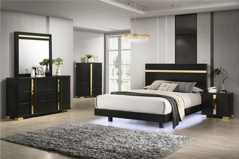 4 PC SET 1 QB+ 1 DR + 1 MR + 1 NS + NEW IN BOX (MATTRESS AND CHEST SOLD SEPARATELY)