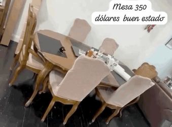 🍴 Dining Table with Chairs