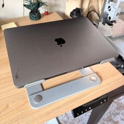 MacBook Pro 2019 – Not Powering On – For Parts or Repair