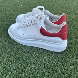 Alexander McQueen Oversized Sneaker (10-10.5)