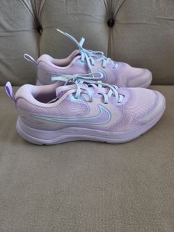 Tenis Nike para mujer  solo 1 puesta...7,5