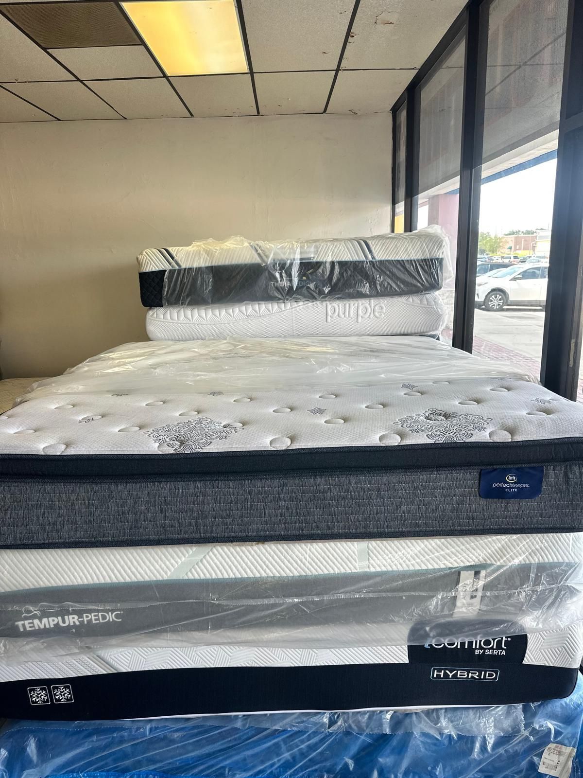 King Serta Pillowtop Mattress And Box Spring