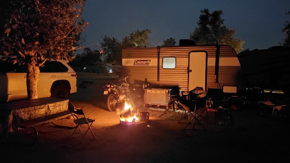 2021 Keystone / Coleman 17B Travel Trailer