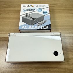 Nintendo DSi Console            J41