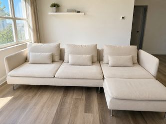 IKEA SÖDERHAMN Sectional Sofa with Chaise