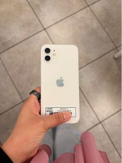 iPHONE 12 UNLOCKED