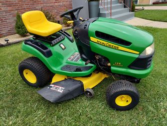 John Deere 125 Automatic