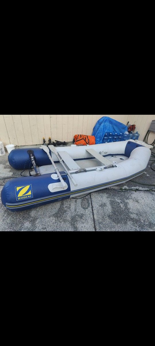 Inflatable Boat