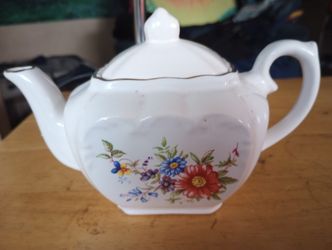 Vintage Tea Pot