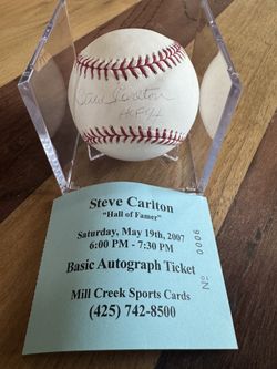 Autographed Baseball Steve Carlton