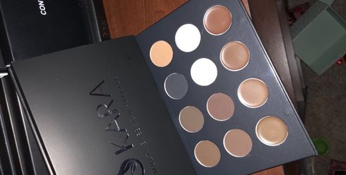 Brow kit