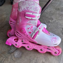 Girl skates (size 3-6)