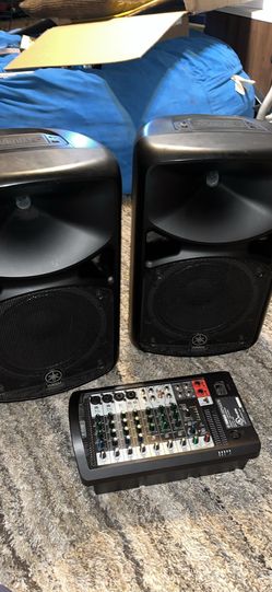 Used Yamaha PA system Stagepas 600i (Glendale )