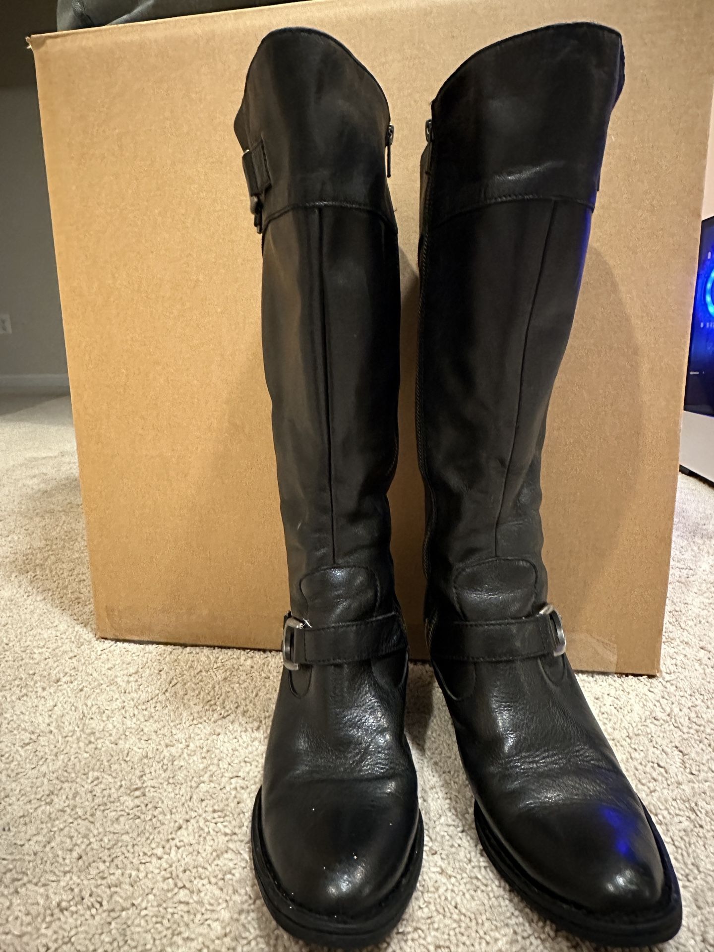 Black leather upper balance man made boots for women size 8.5/40 available