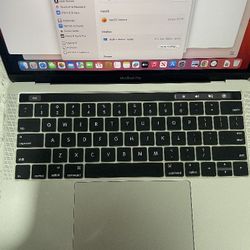 MacBook Pro A1706